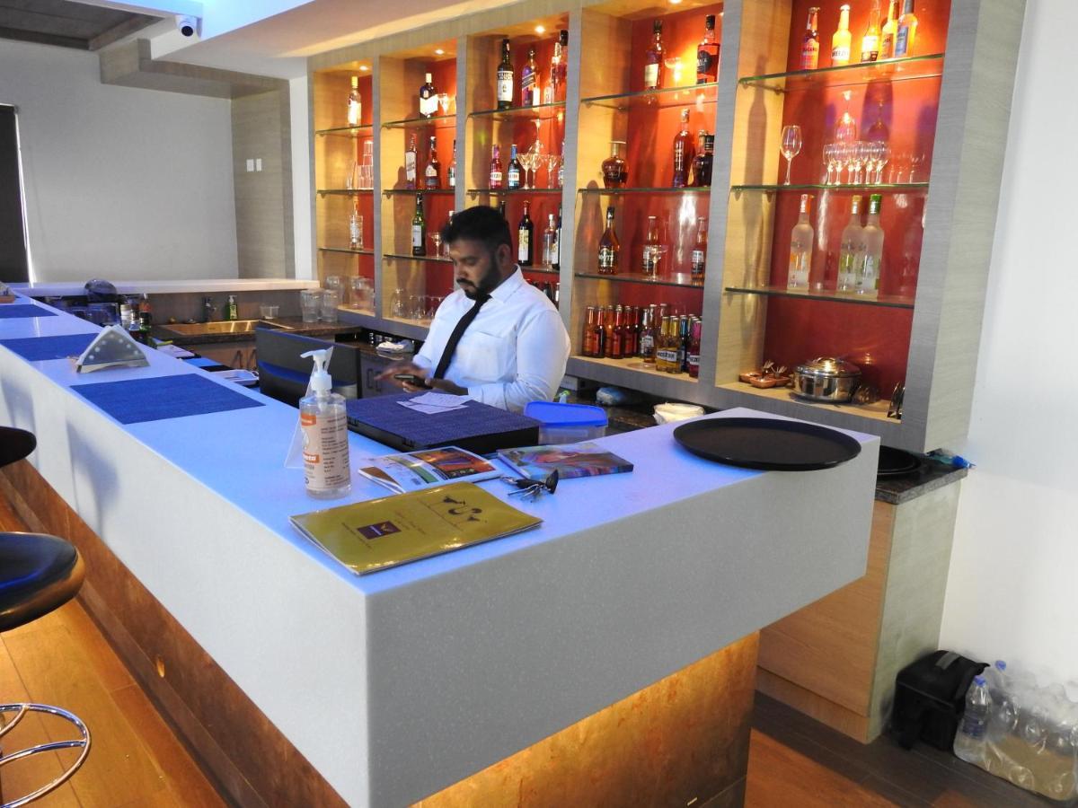 Hotel Annamalai Bahur Extérieur photo